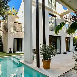 Rumah Bali Cannes